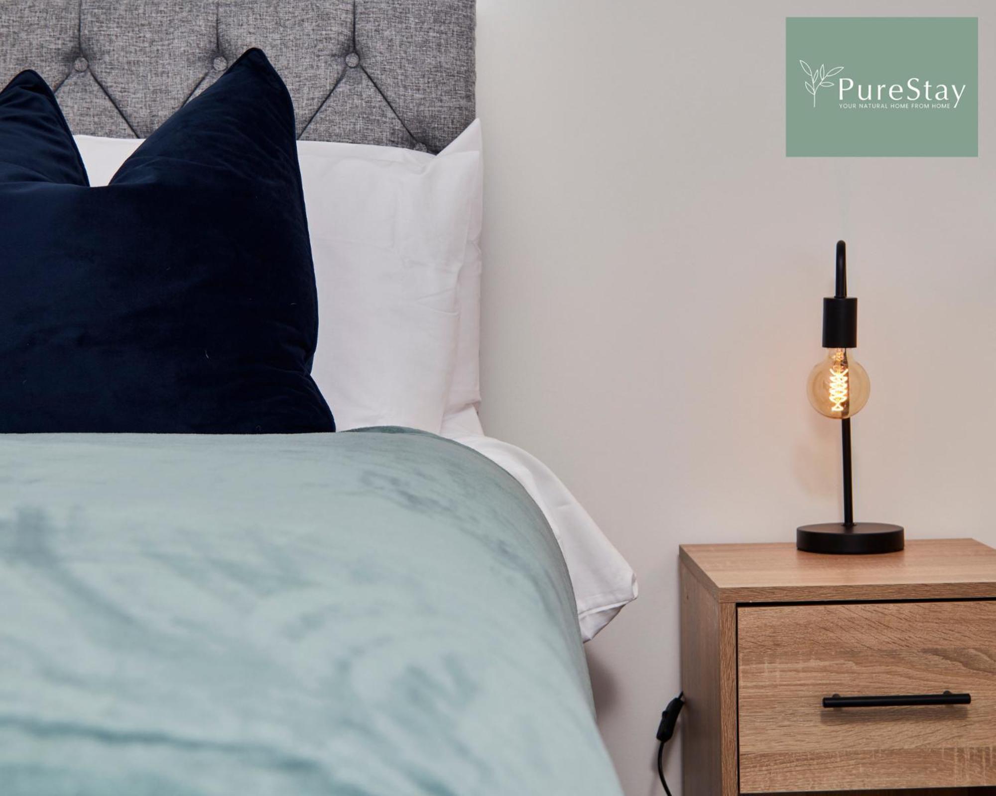 Beautiful Four Bed House By Purestay Short Lets & Serviced Accommodation Coventry With Parking Экстерьер фото