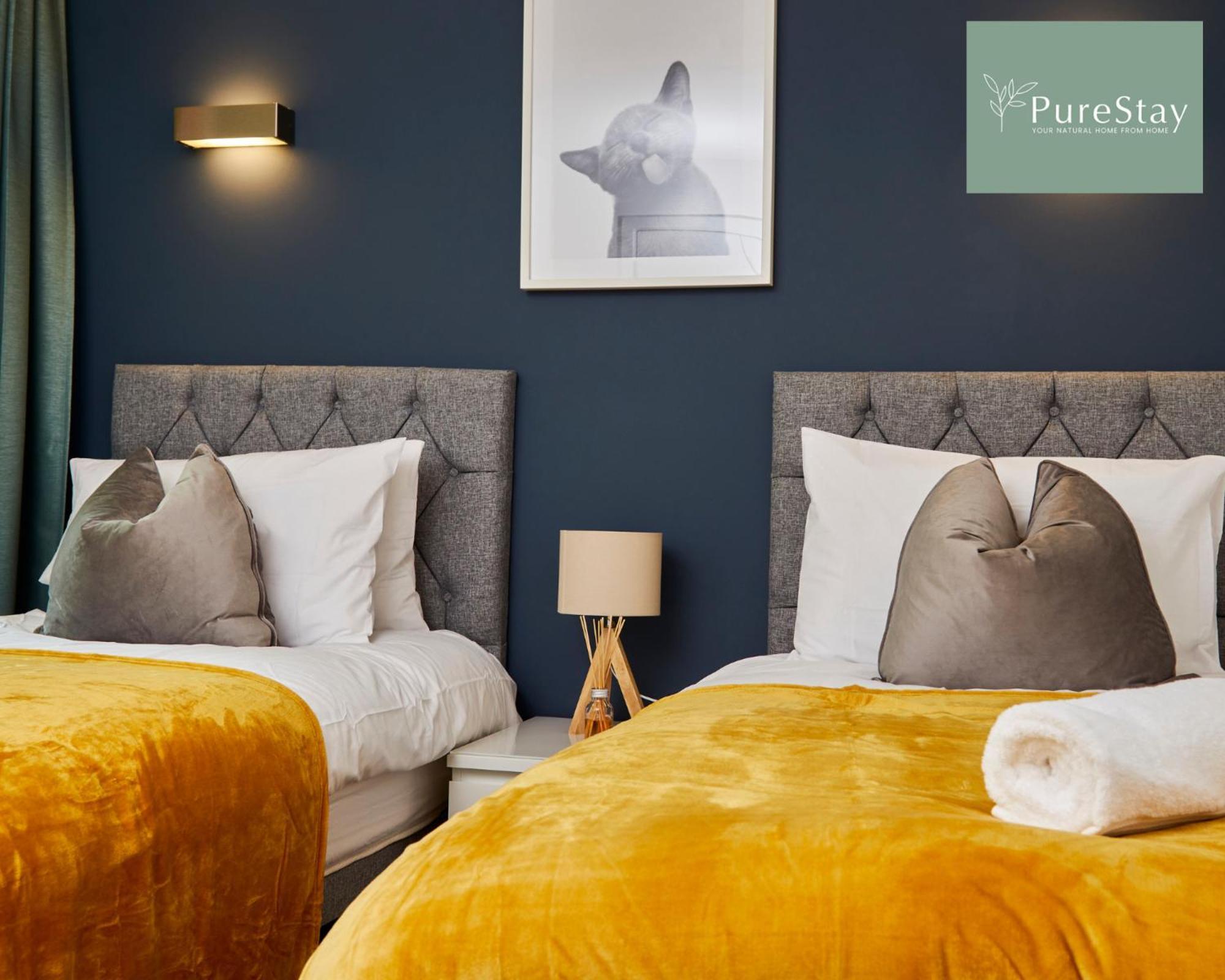 Beautiful Four Bed House By Purestay Short Lets & Serviced Accommodation Coventry With Parking Экстерьер фото
