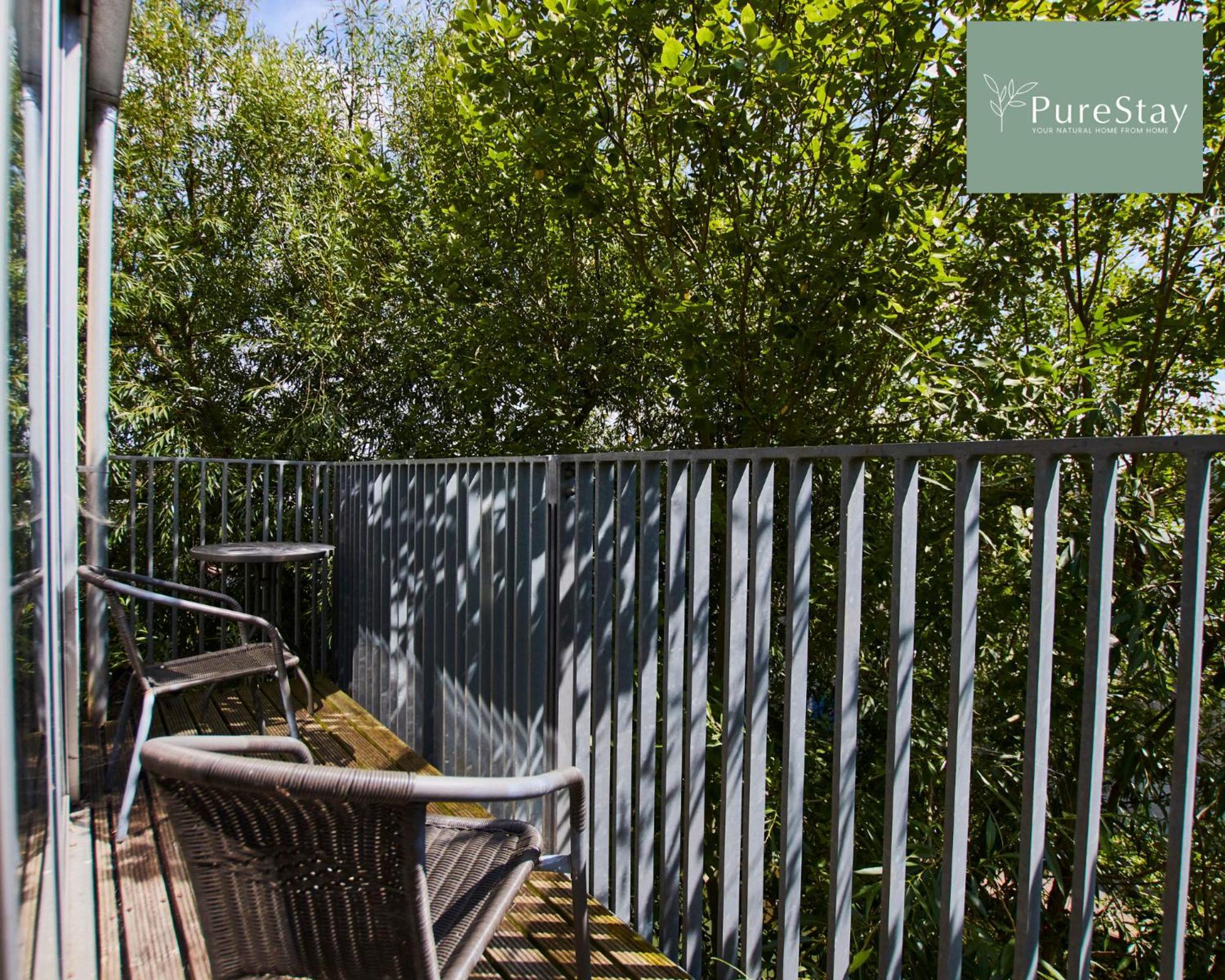 Beautiful Four Bed House By Purestay Short Lets & Serviced Accommodation Coventry With Parking Экстерьер фото